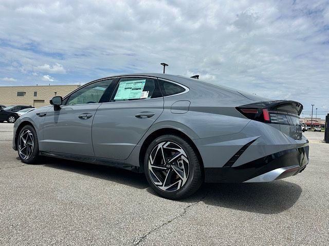 New 2026 Hyundai Sonata SEL image 3