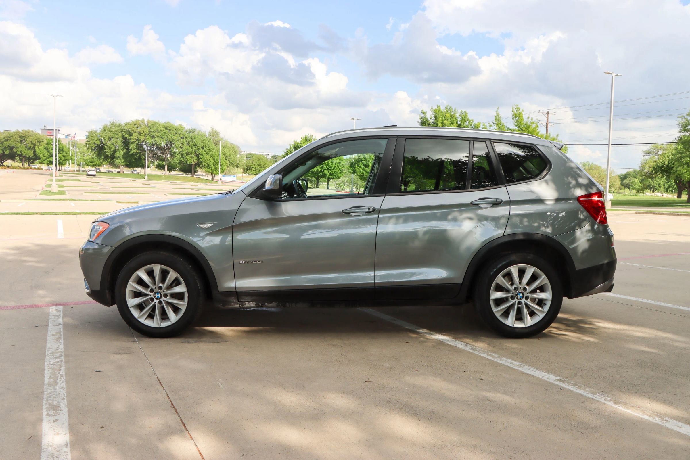 Used 2013 BMW X3 xDrive28i image 4