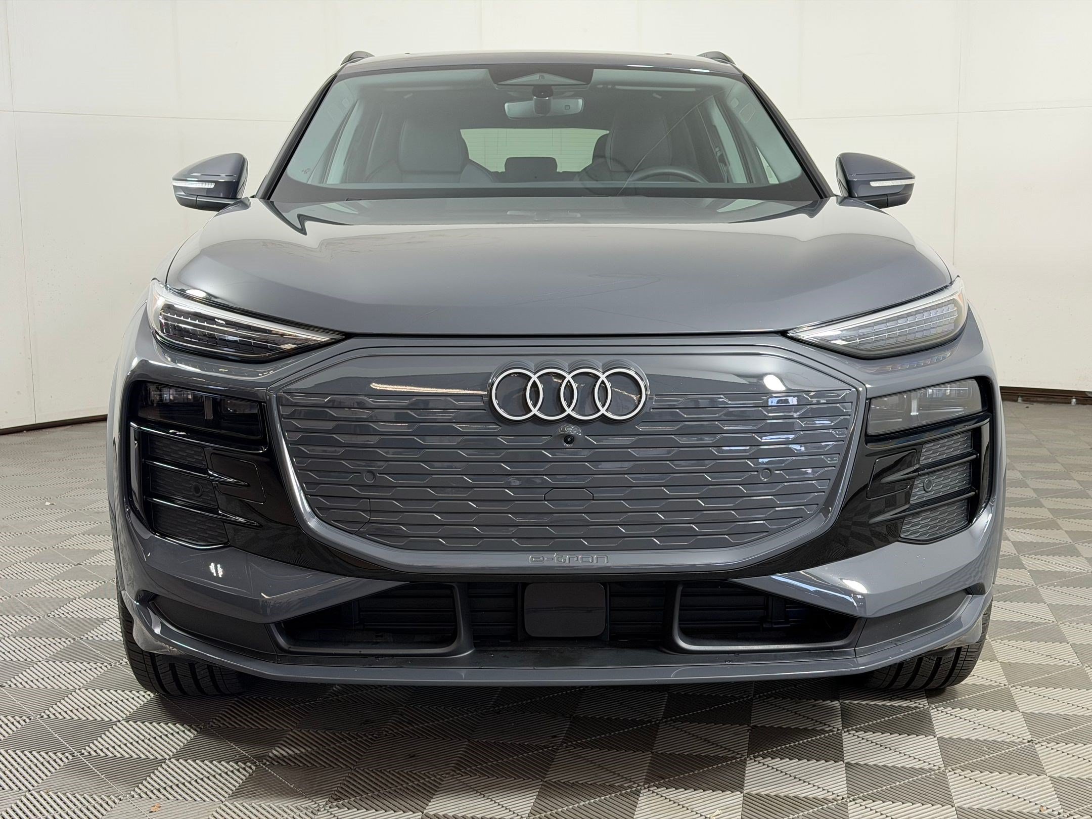 Certified 2025 Audi Q6 e-tron Premium Plus w/ Premium Plus AWD/4WD image 6
