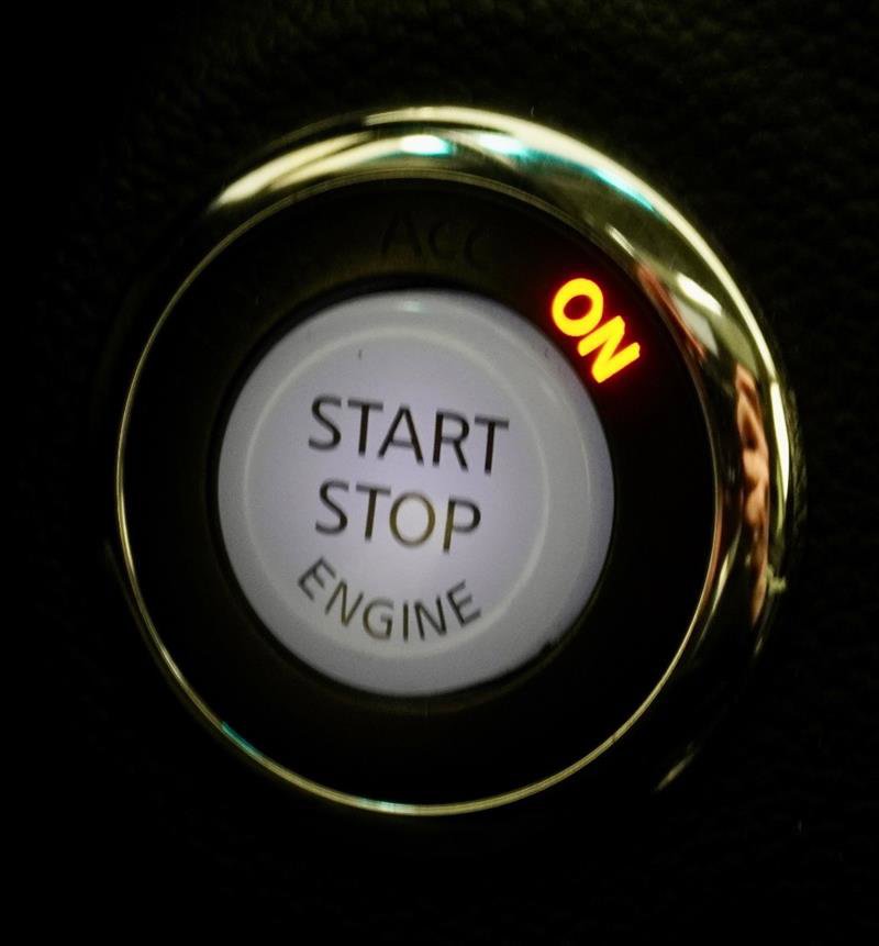 Used 2014 INFINITI QX70 AWD w/ Premium Package image 24