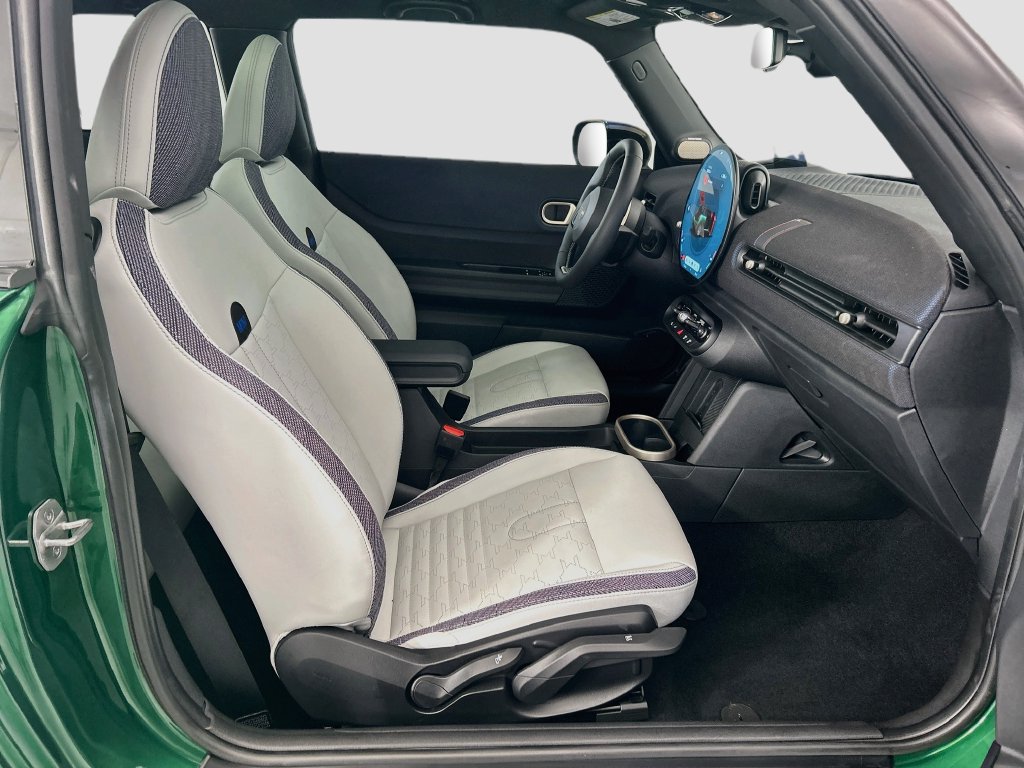 Certified 2026 MINI Cooper S FWD image 22