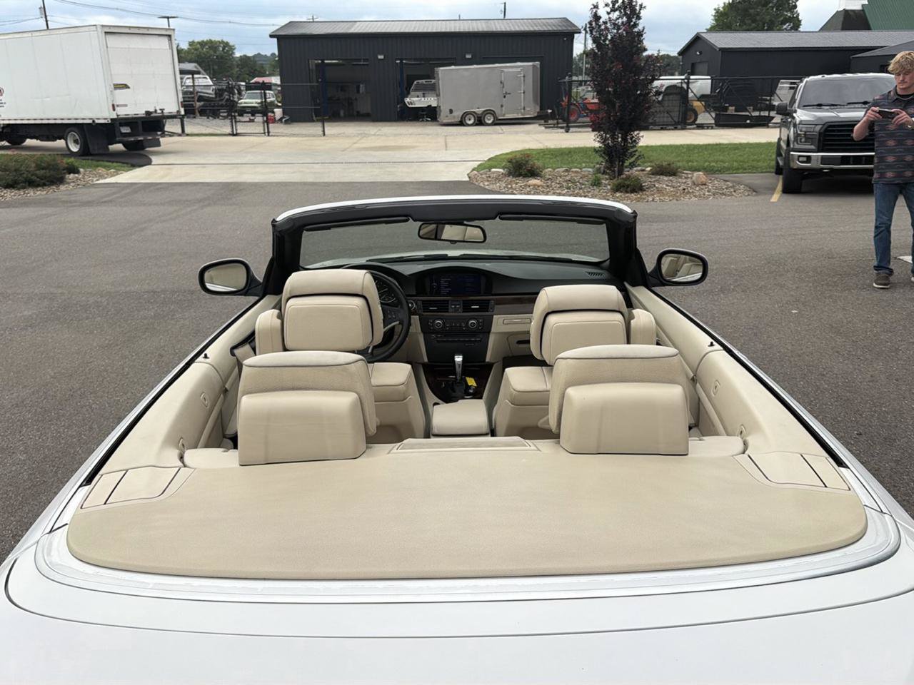 Used 2013 BMW 328i Convertible RWD image 25
