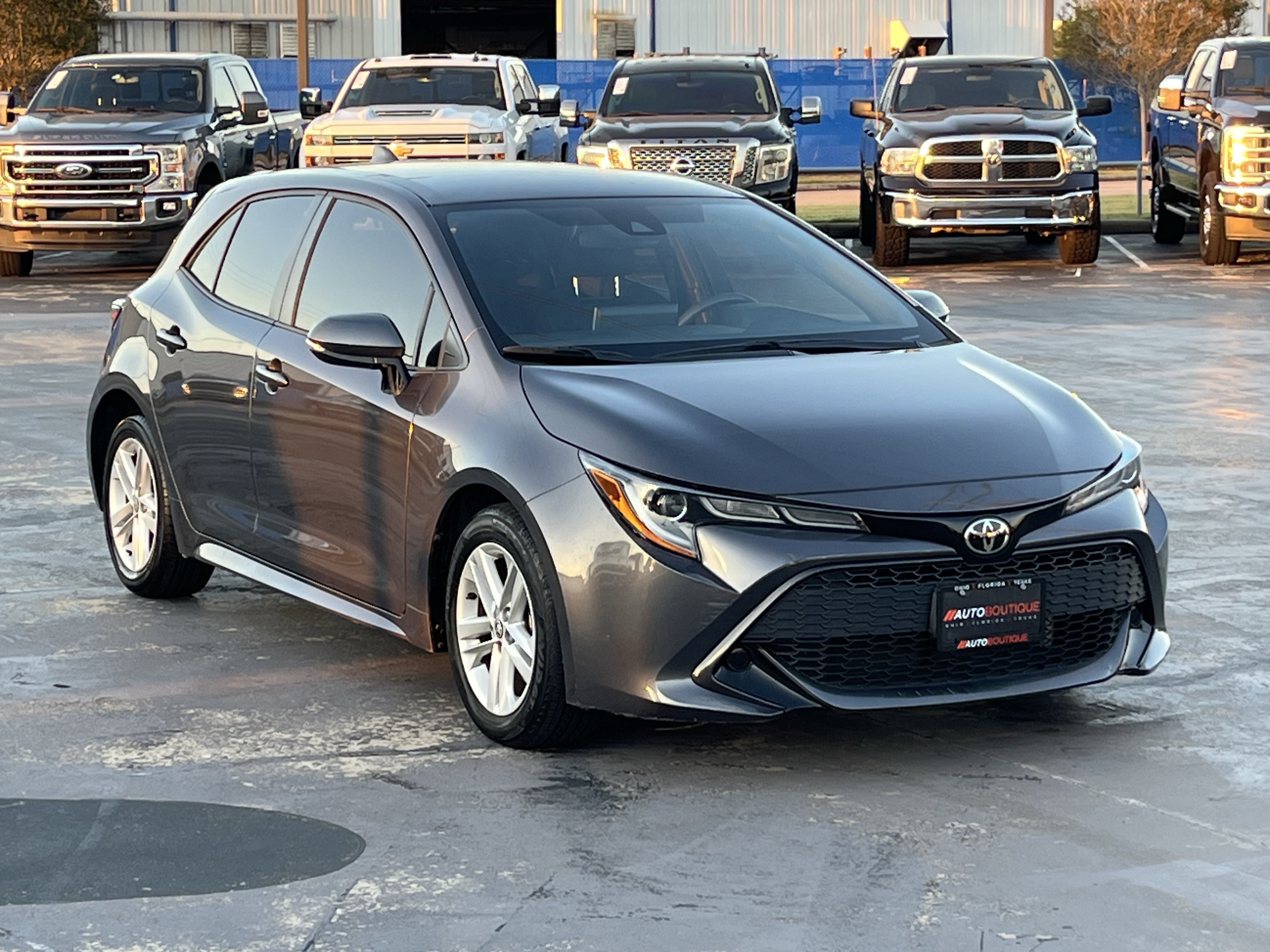 Used 2022 Toyota Corolla SE FWD image 5