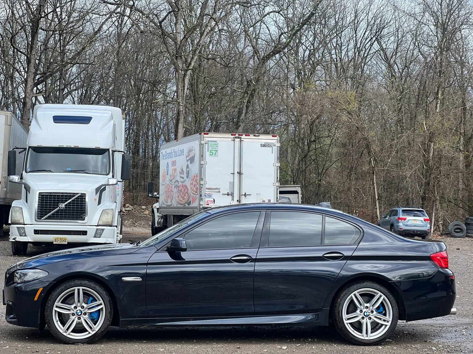 Used 2013 BMW 550i xDrive Sedan AWD/4WD image 3