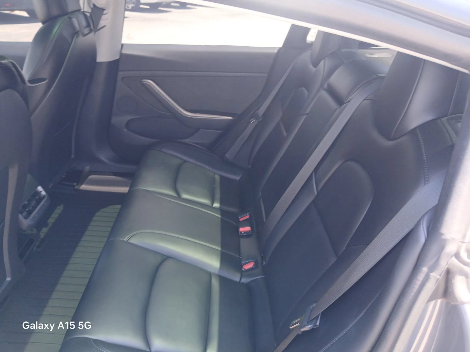 Used 2022 Tesla Model 3 Long Range AWD/4WD image 13