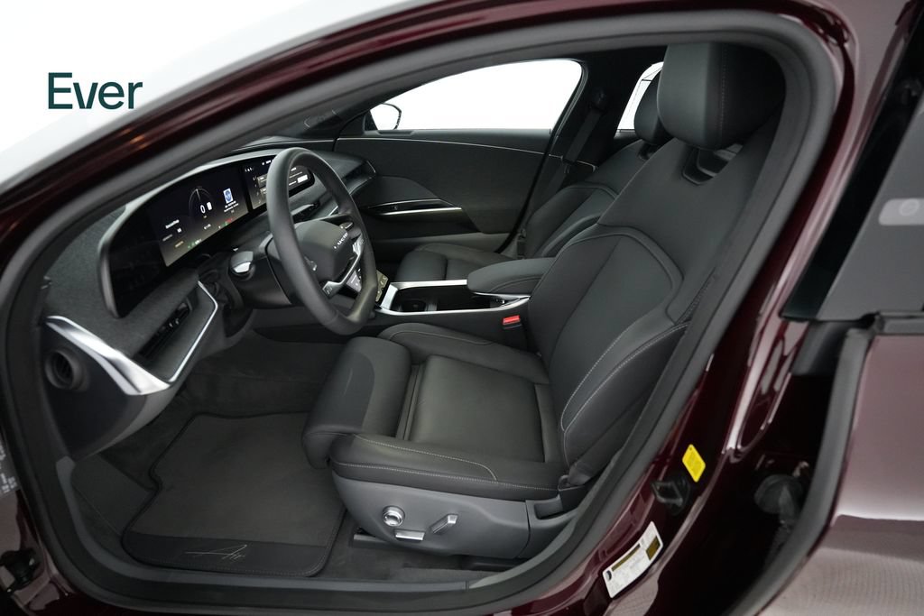 Used 2024 Lucid Air Touring AWD/4WD image 4
