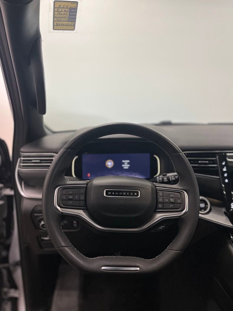 Used 2023 Jeep Wagoneer Series II AWD/4WD image 9