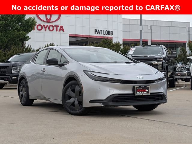 Used 2023 Toyota Prius LE image 2