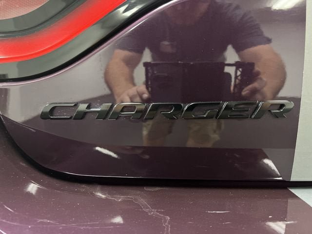 Used 2022 Dodge Charger R/T w/ Plus Group RWD image 32