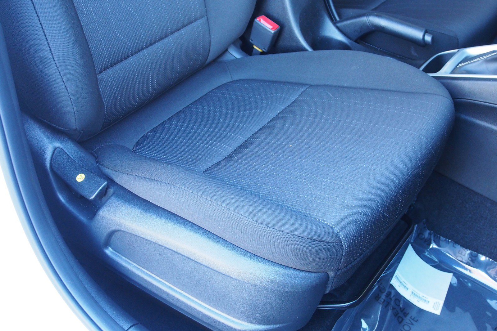 Used 2025 Hyundai Venue SE image 12