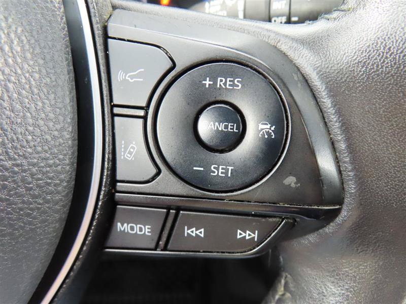 Used 2023 Toyota RAV4 XLE Premium AWD/4WD image 14