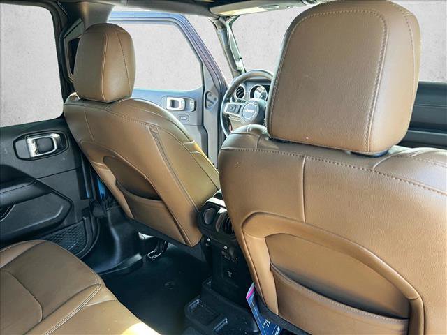 Used 2022 Jeep Wrangler Unlimited Sahara AWD/4WD image 24