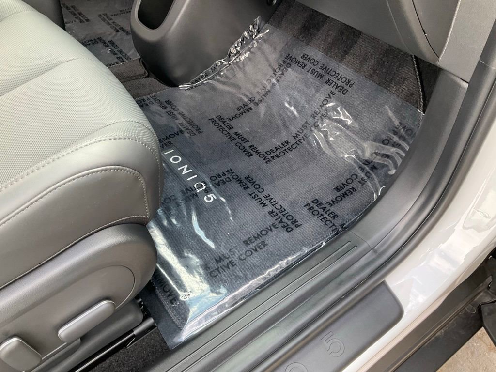 Used 2025 Hyundai Ioniq 5 SEL image 63