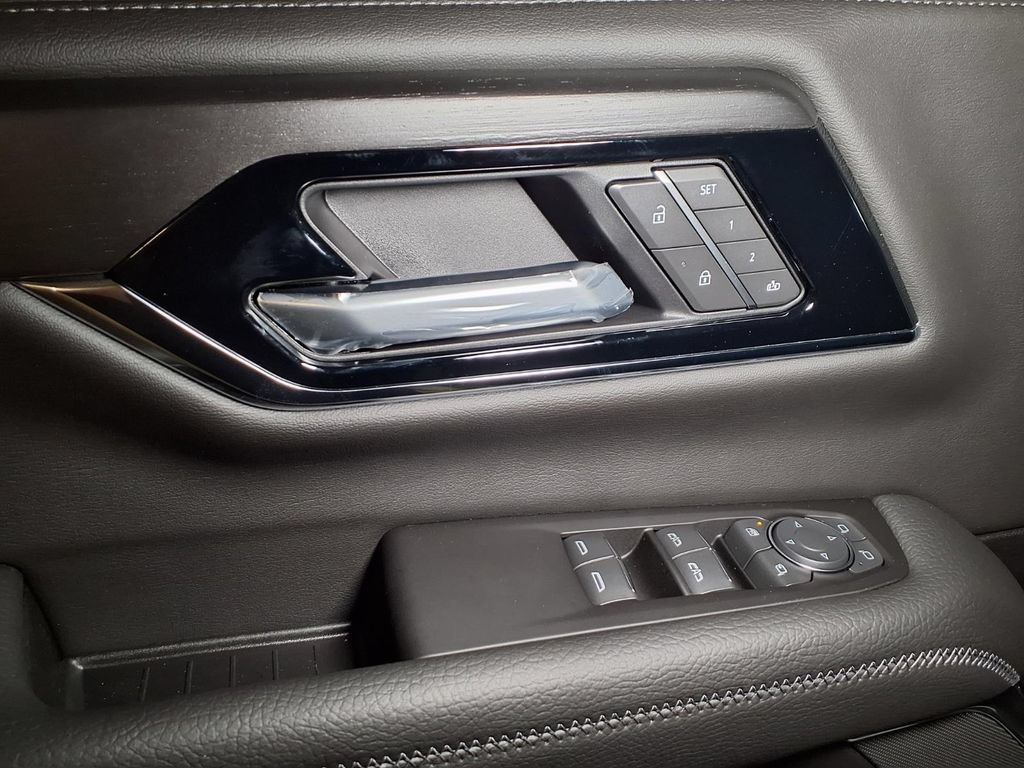 New 2026 GMC Yukon Denali w/ Advanced Technology Package RWD image 16