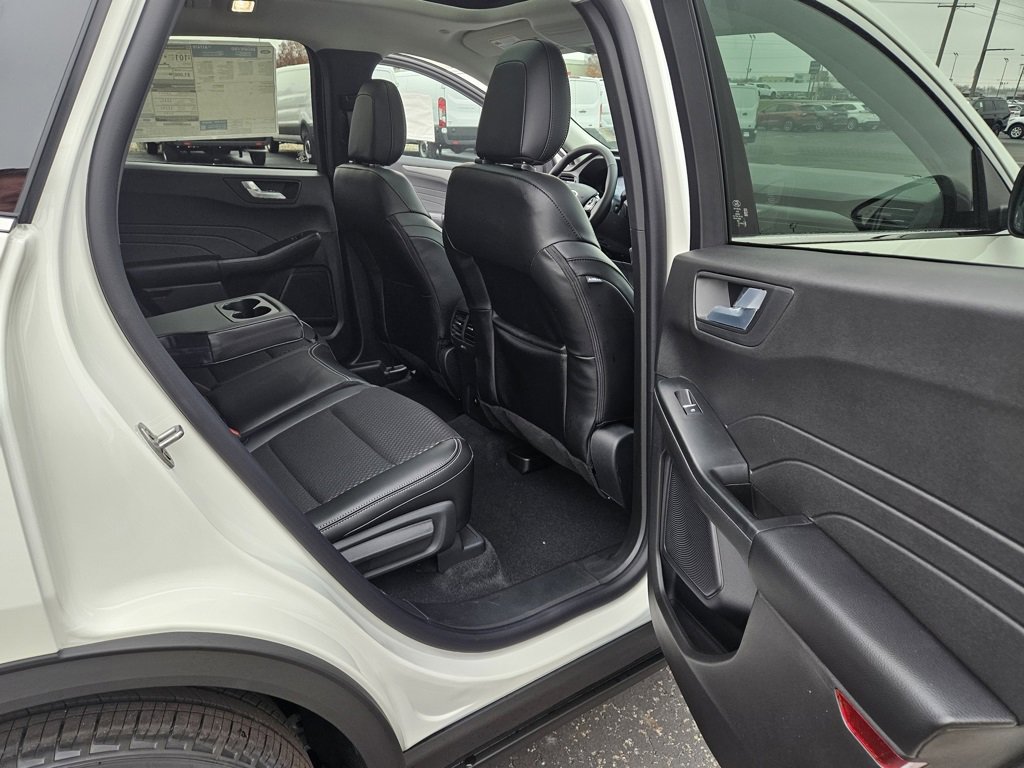 New 2026 Ford Escape SE image 23