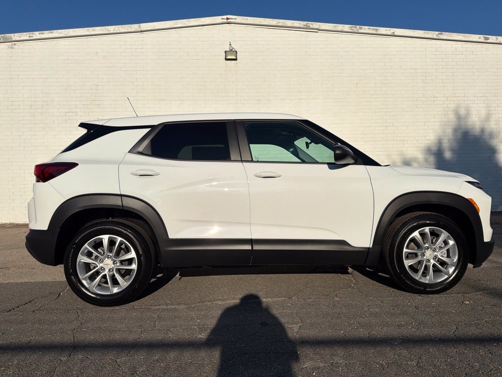 New 2026 Chevrolet TrailBlazer LS w/ LS Convenience Package FWD image 1