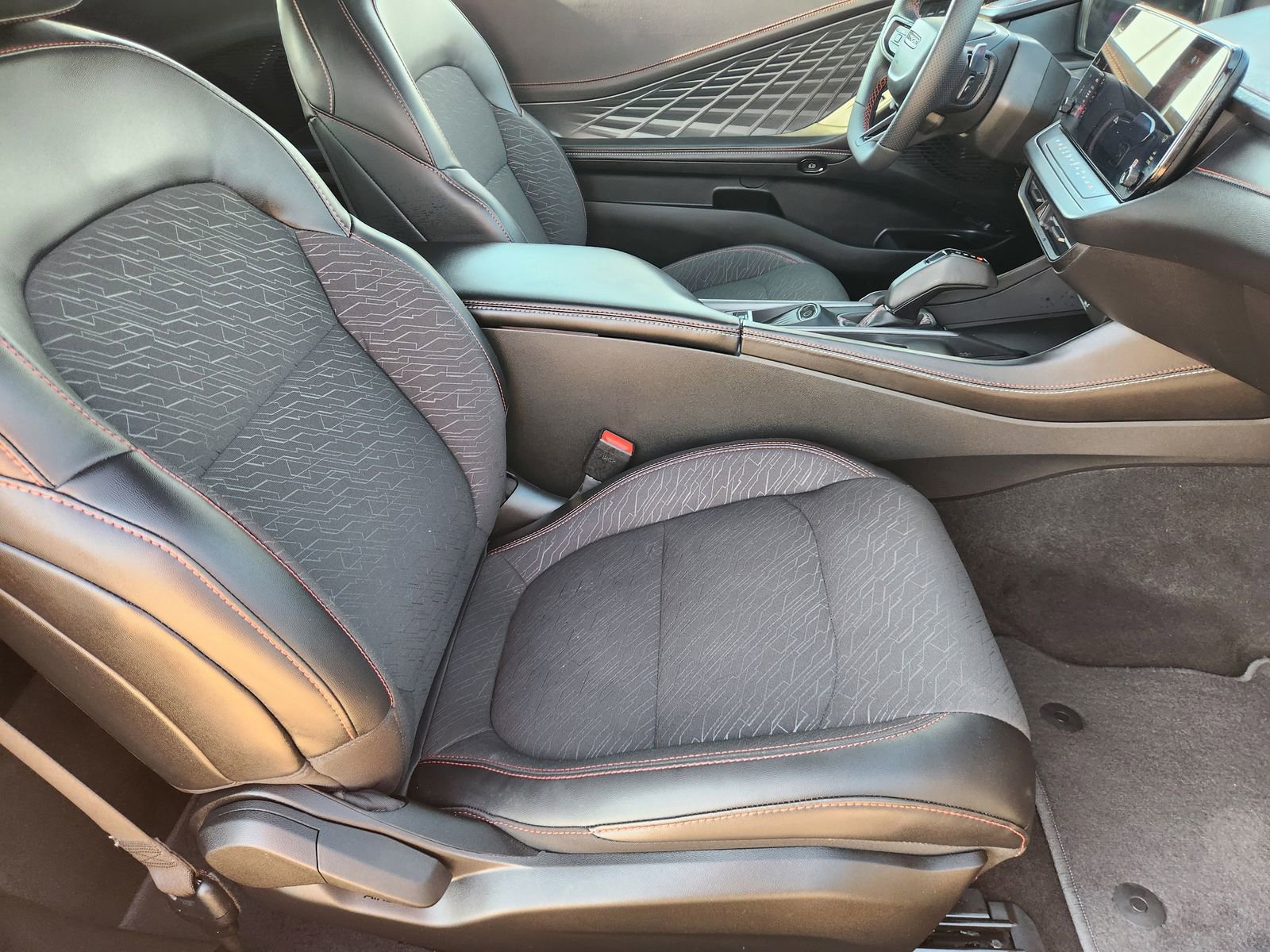 Used 2025 Dodge Charger R/T w/ Quick Order Package 25M R/T image 14