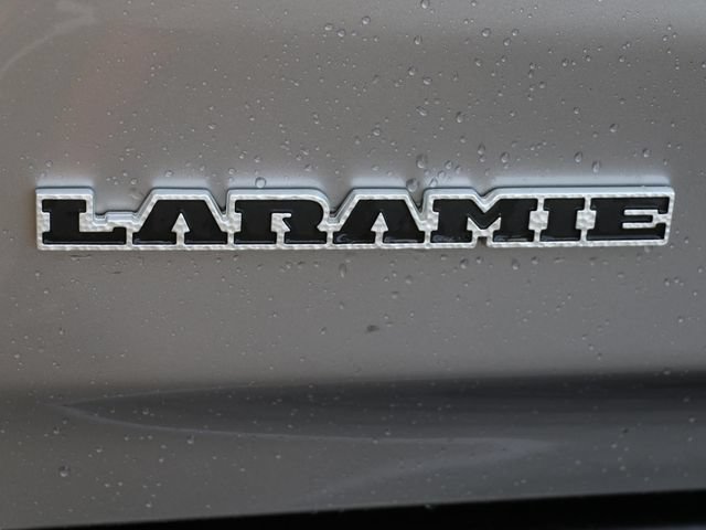 Used 2020 RAM 1500 Laramie w/ Sport Appearance Package AWD/4WD image 17