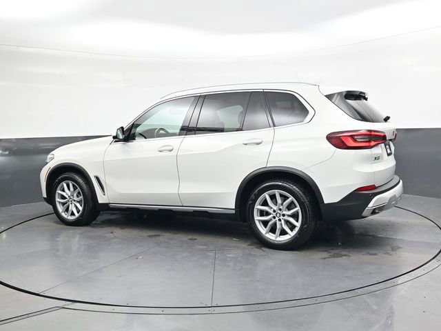 Used 2023 BMW X5 xDrive40i w/ Climate Comfort Package image 7
