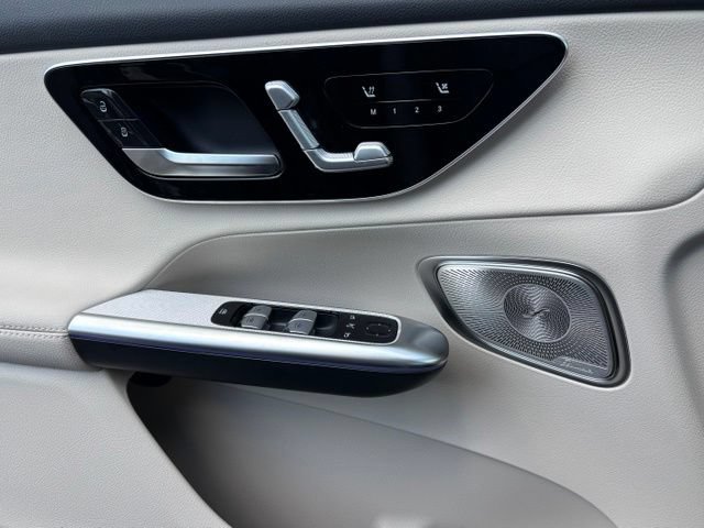 New 2027 Mercedes-Benz GLC 300 4MATIC image 37