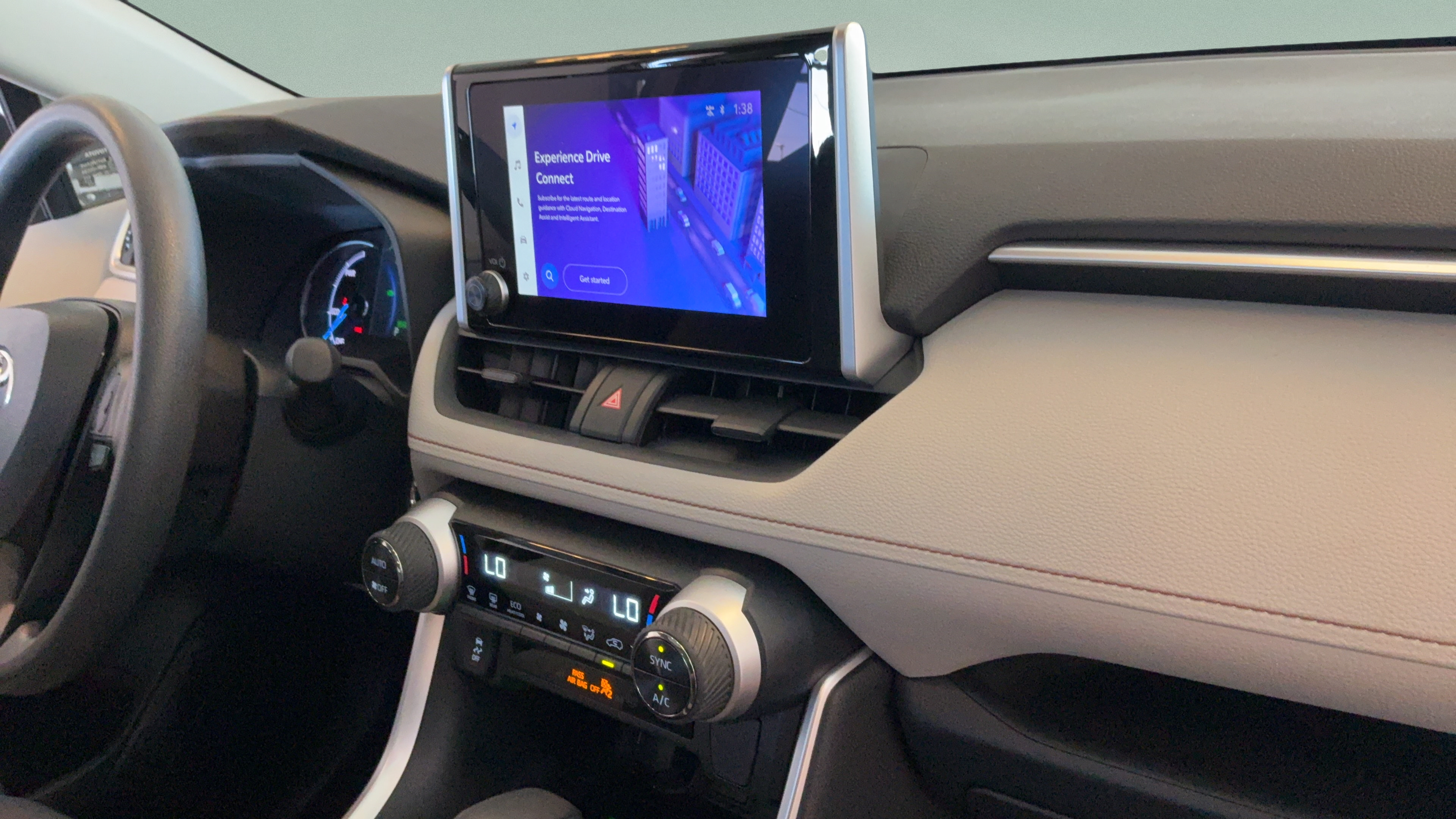 Used 2025 Toyota RAV4 XLE w/ Convenience Package AWD/4WD image 35