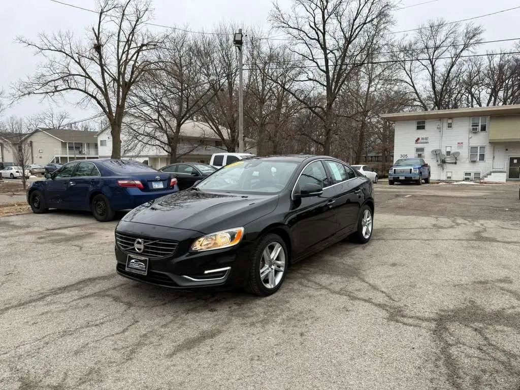 Used 2014 Volvo S60 T5 image 3