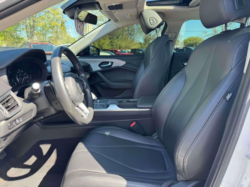 Used 2023 Acura TLX FWD image 16