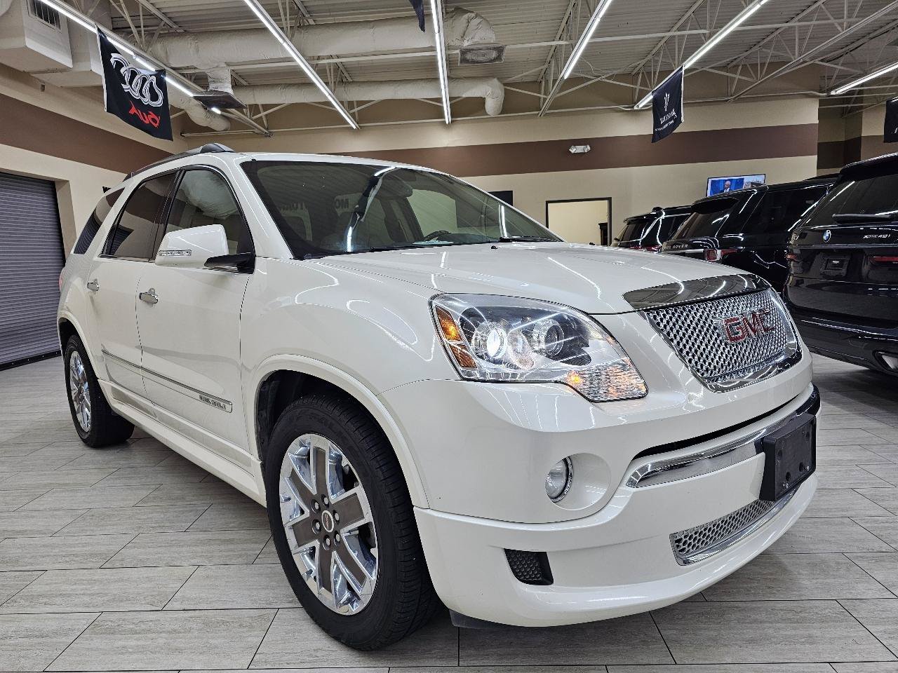 Used 2012 GMC Acadia Denali FWD image 4