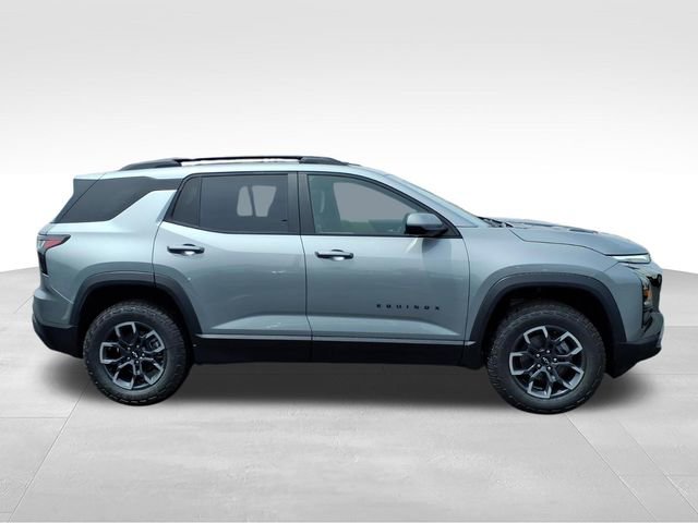 New 2026 Chevrolet Equinox ACTIV AWD/4WD image 2