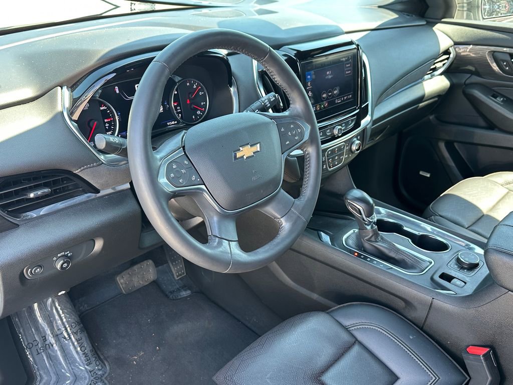 Used 2022 Chevrolet Traverse High Country image 14