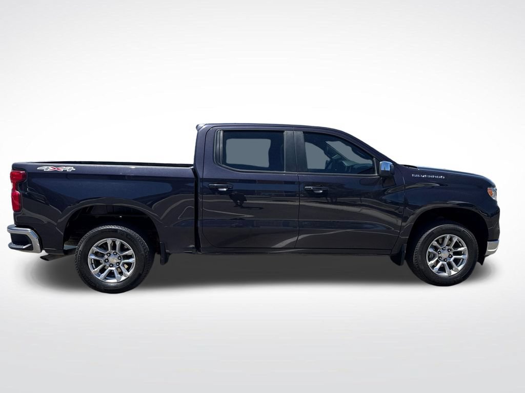 Used 2024 Chevrolet Silverado 1500 LT AWD/4WD image 8