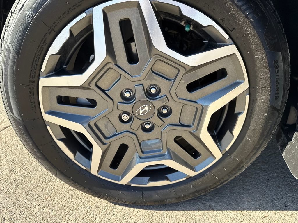 Used 2023 Hyundai Santa Fe SEL Premium image 21