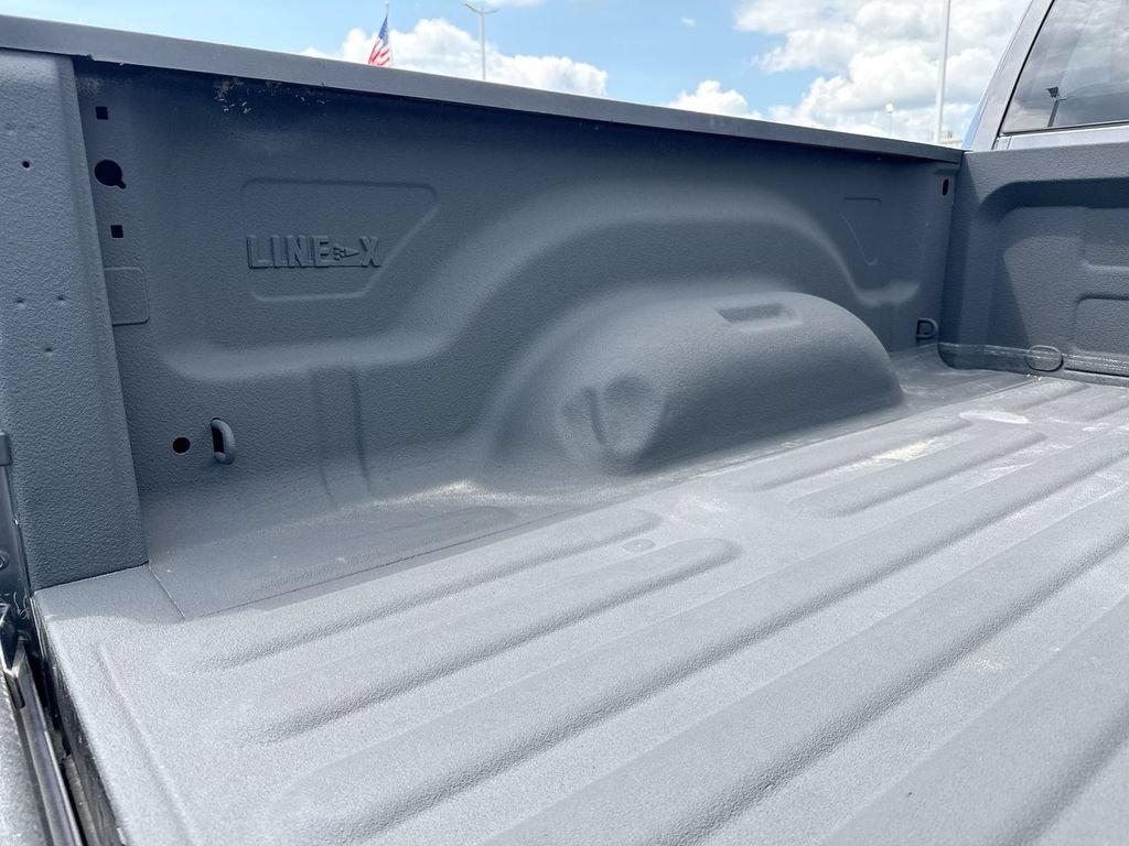 Used 2019 RAM 1500 Classic SLT RWD image 24