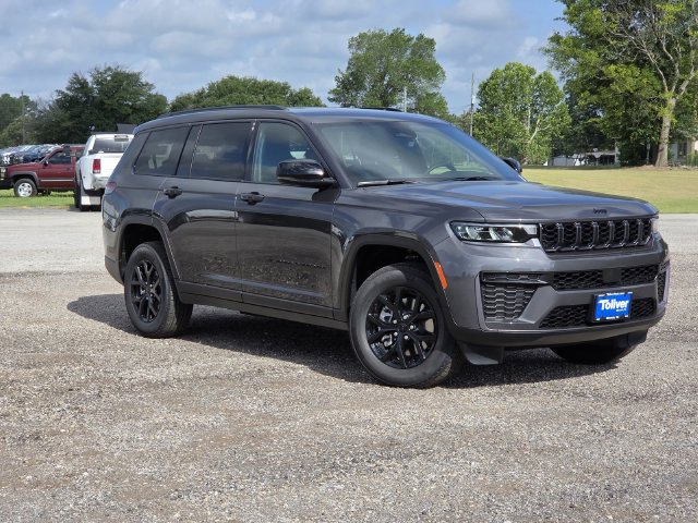 New 2026 Jeep Grand Cherokee L 2WD image 2