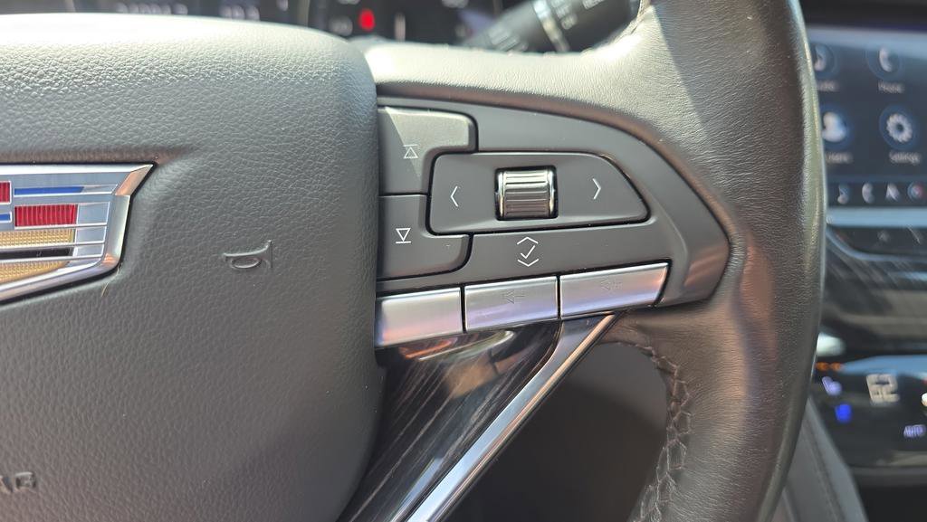 Certified 2023 Cadillac XT6 Premium Luxury w/ Technology Package image 16