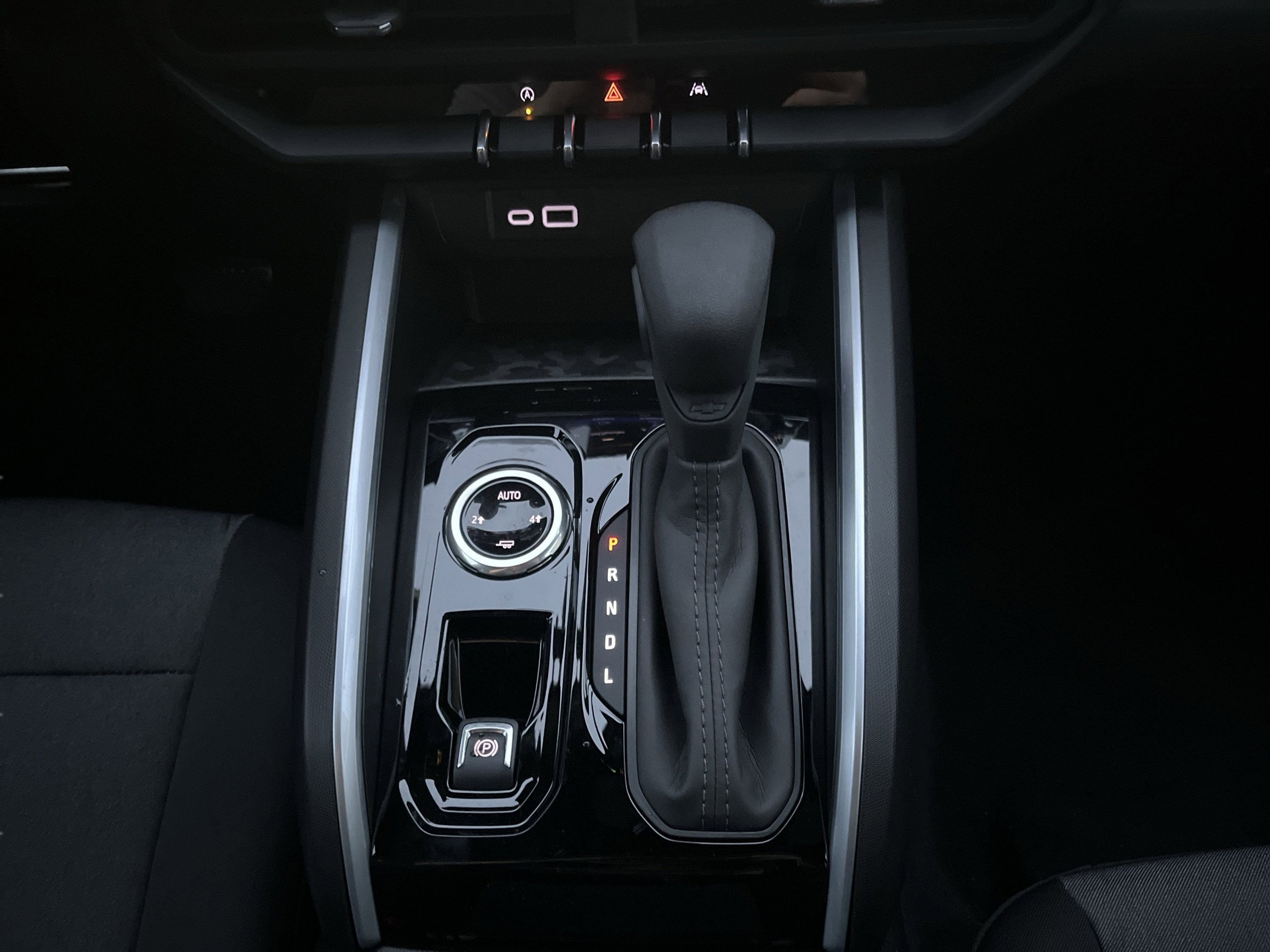 New 2026 Chevrolet Colorado W/T image 25