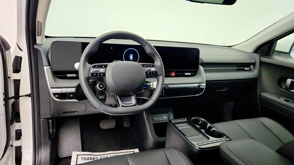 Used 2025 Hyundai Ioniq 5 SEL image 12