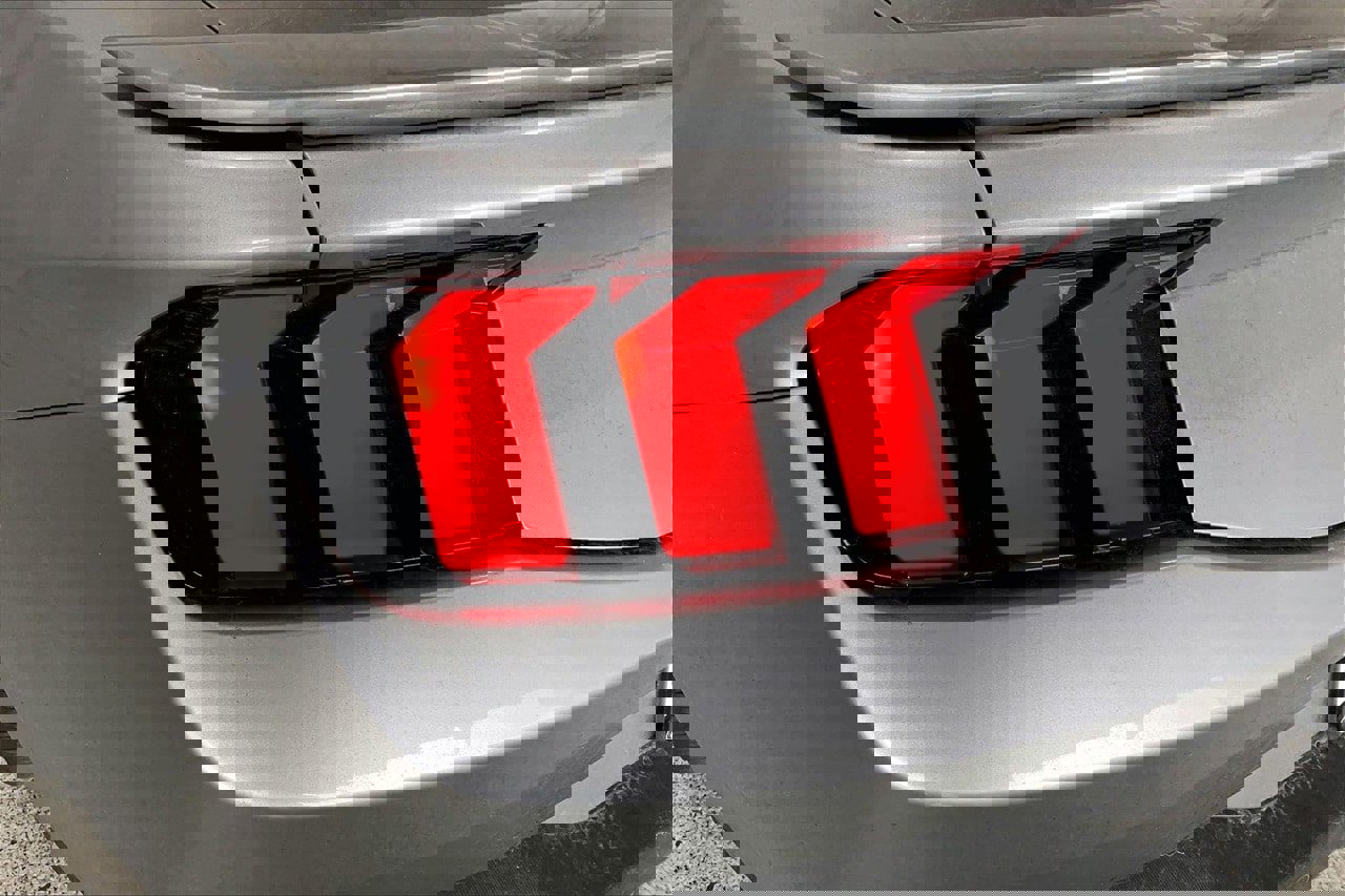 Used 2025 Ford Mustang GT Premium image 13