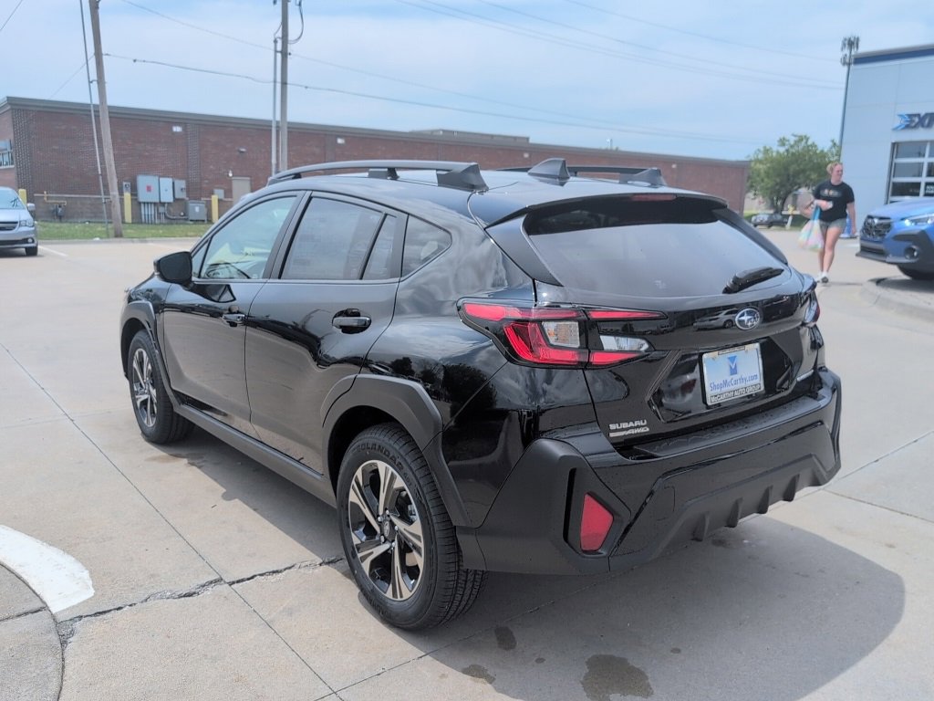 Used 2025 Subaru Crosstrek 2.0i Premium image 9
