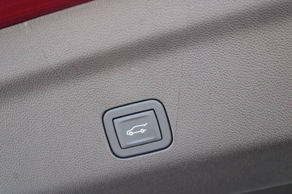 New 2026 Chevrolet Tahoe LT RWD image 22