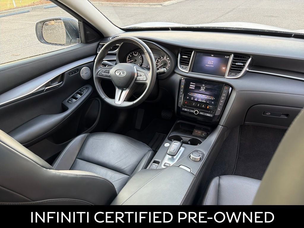 Certified 2024 INFINITI QX50 Luxe w/ Accent Package image 35