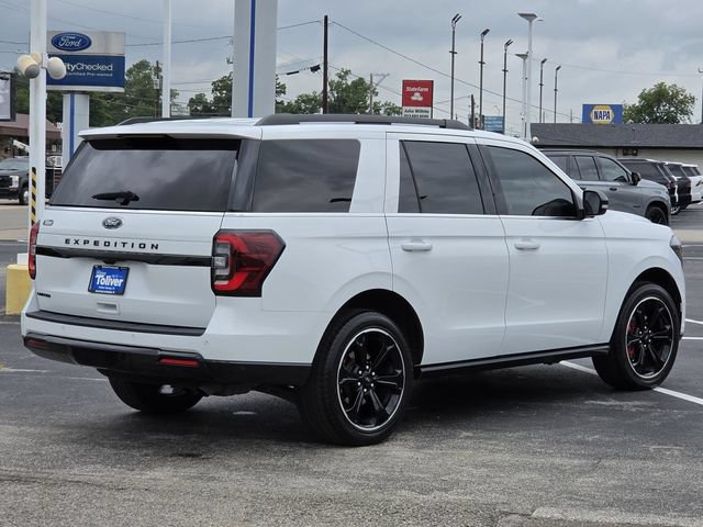 Used 2022 Ford Expedition Limited AWD/4WD image 10