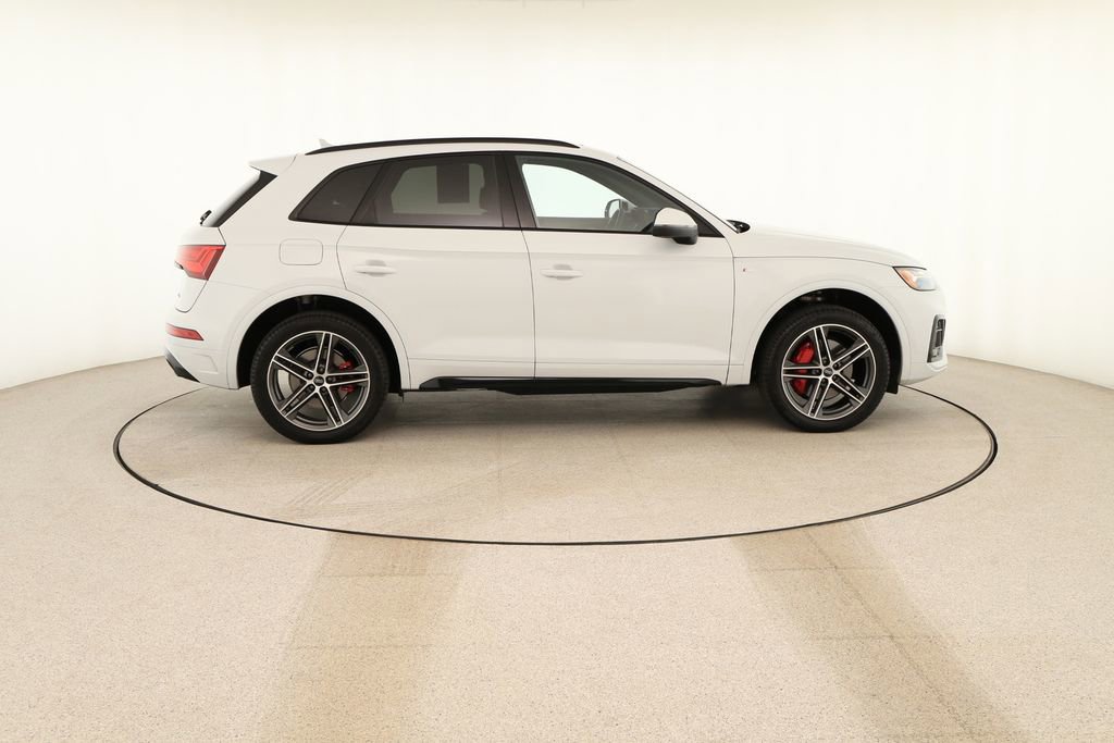 Certified 2025 Audi Q5 e Premium Plus w/ Premium Plus Package image 8