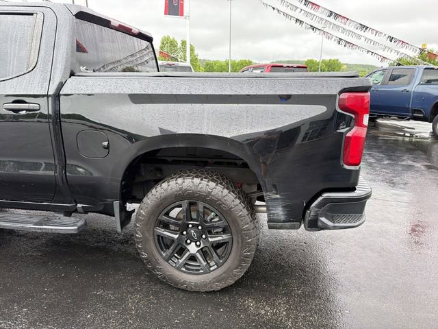 Used 2021 Chevrolet Silverado 1500 Custom Trail Boss w/ LPO, Dark Essentials Package AWD/4WD image 7