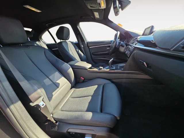Used 2018 BMW 330i xDrive Sedan AWD/4WD image 15