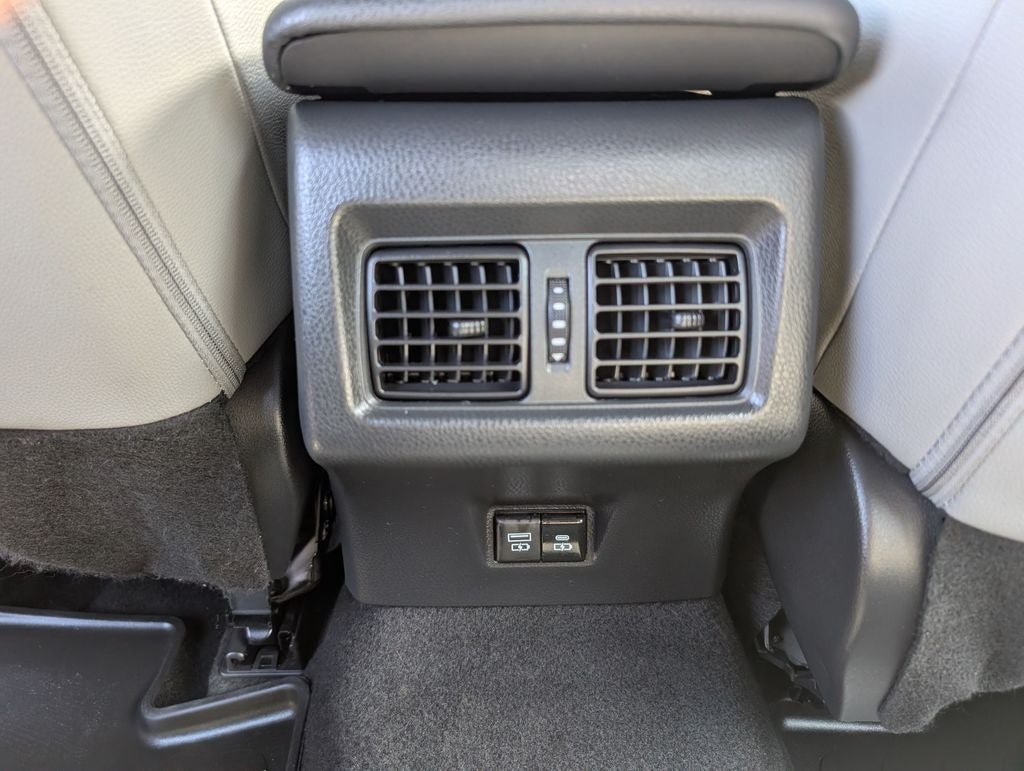 Used 2026 Toyota Camry SE FWD image 30