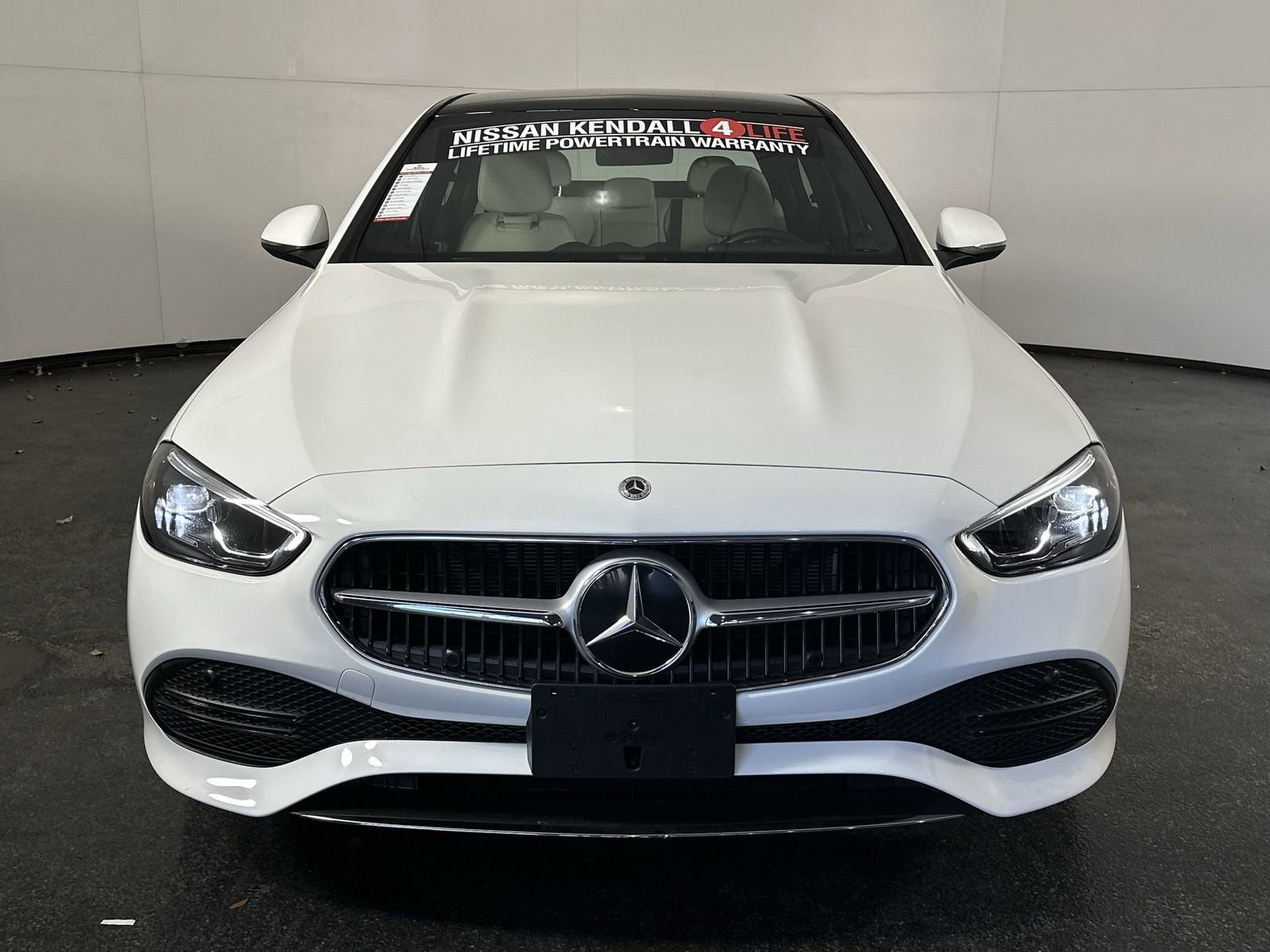 Used 2025 Mercedes-Benz C 300 Sedan image 4