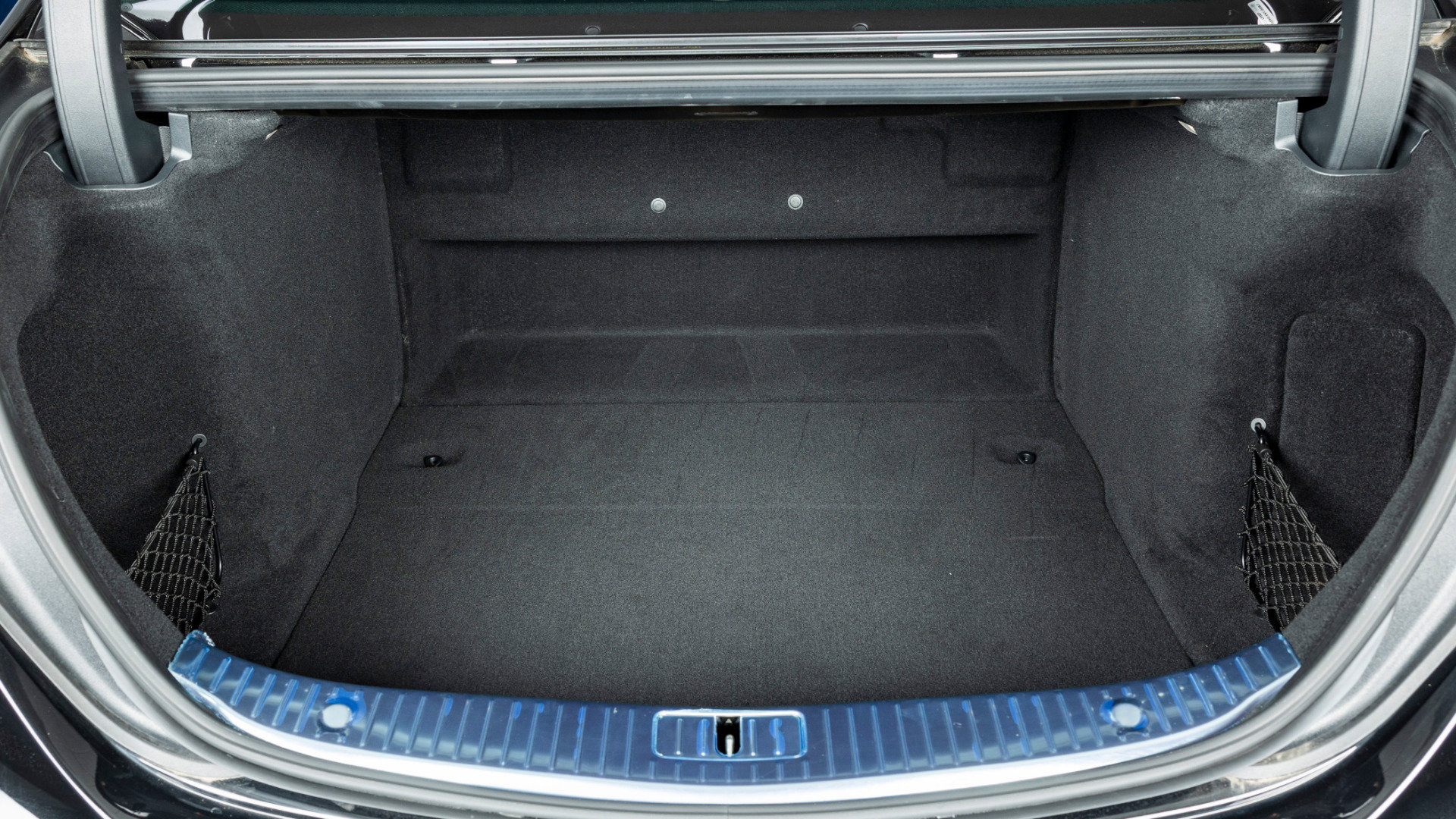 Used 2020 Mercedes-Benz S 560 Sedan image 32
