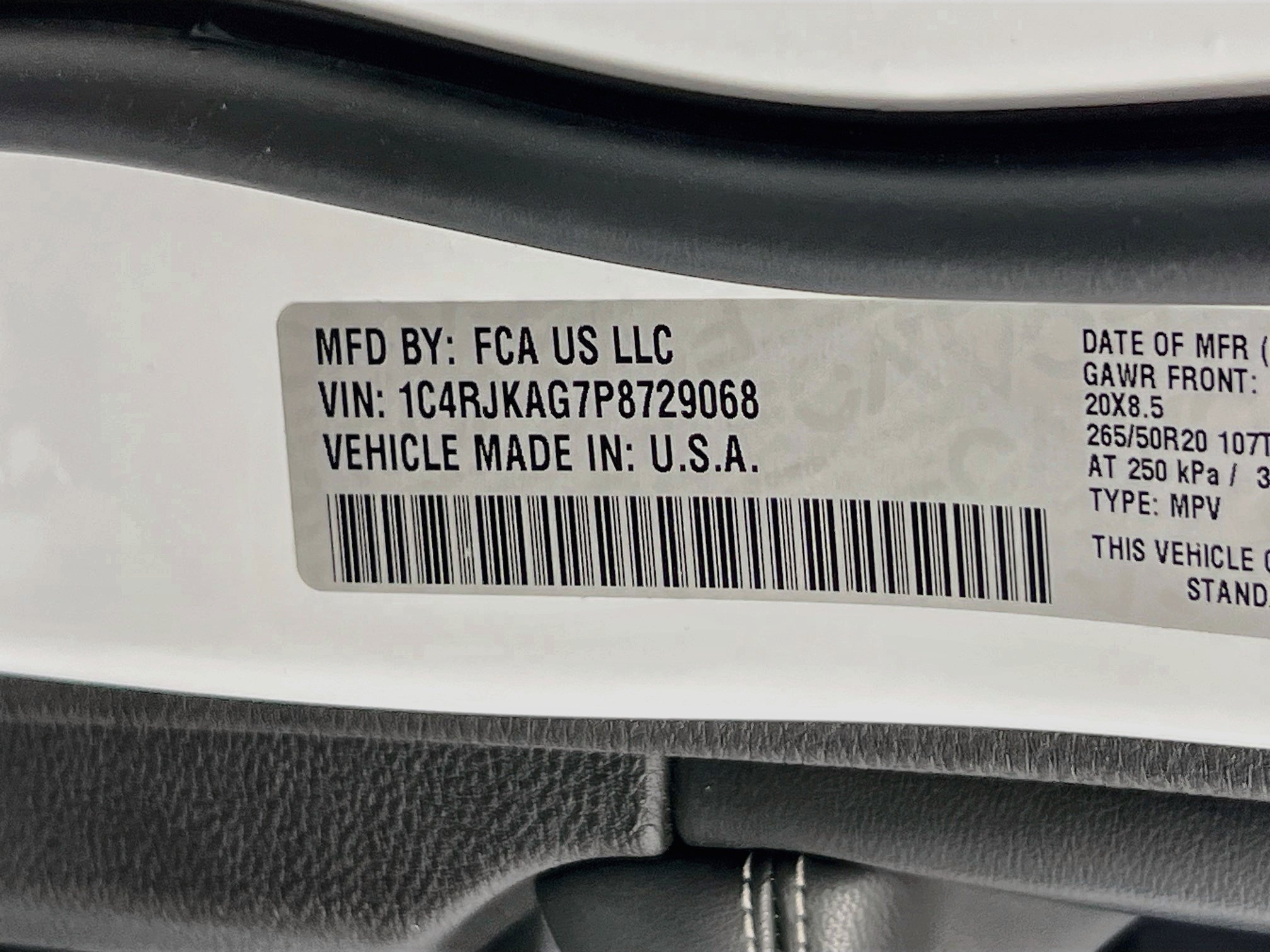 Used 2023 Jeep Grand Cherokee L Laredo AWD/4WD image 33