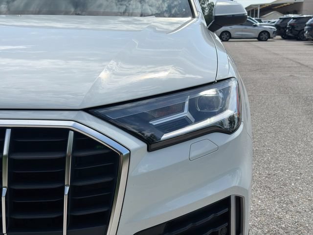 Used 2022 Audi Q7 2.0T Premium w/ Convenience Package AWD/4WD image 9